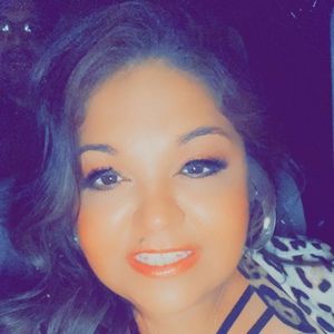 Meet your Posher, Senovia